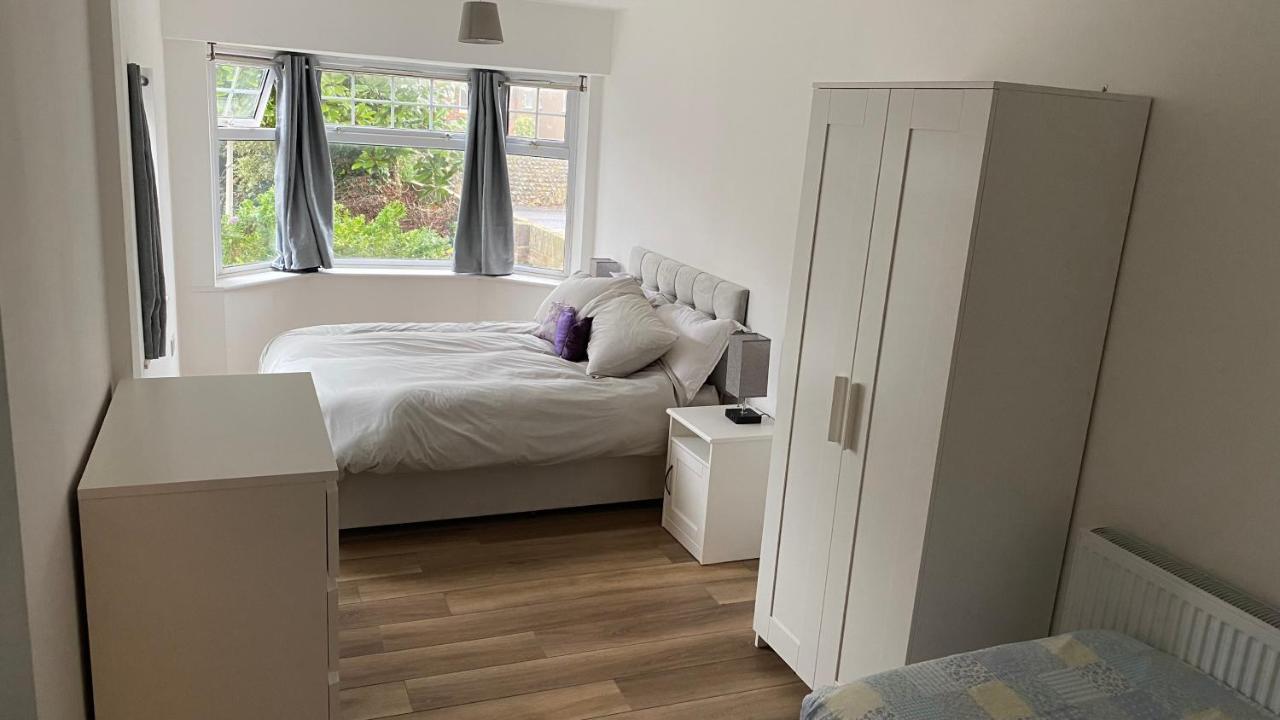 Adorable One-bedroom Flat With Patio Garden. *